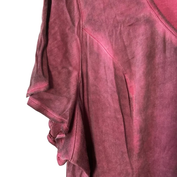 Torrid Red Fitted Flutter Sleeve Blouse - Picture 7 of 10